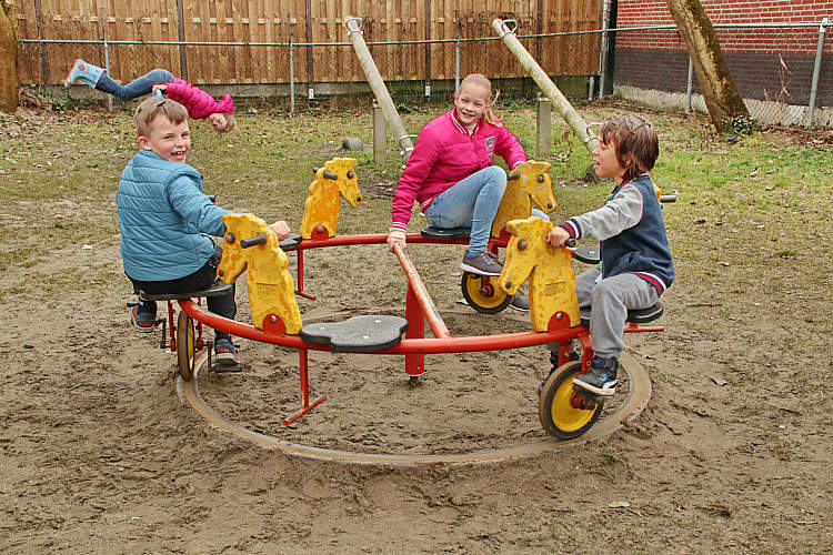 Paaseieren zoeken en spelmiddag_41